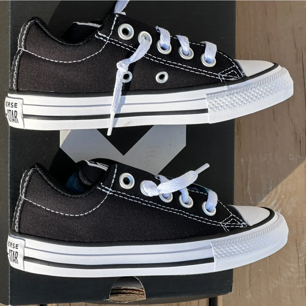 NEW Converse Chuck Taylor All Star Black CTAS Street - Toddler Little Kids Sz 11